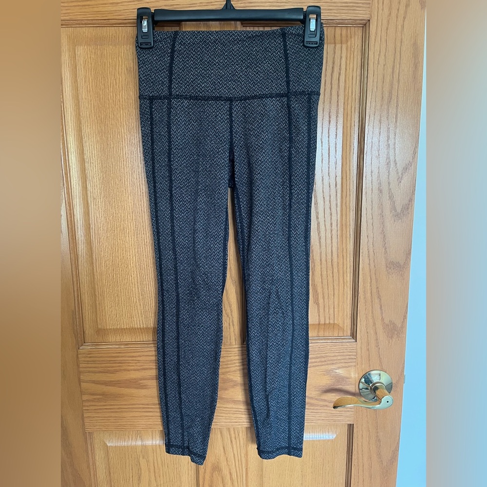 Athleta Black and Gray Leggings